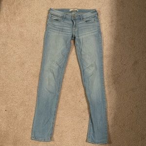 Hollister Light Washed mid-rise jeans